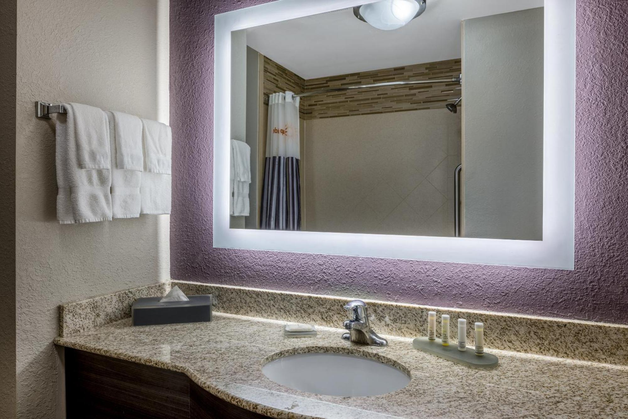 La Quinta By Wyndham Covington Hotell Eksteriør bilde