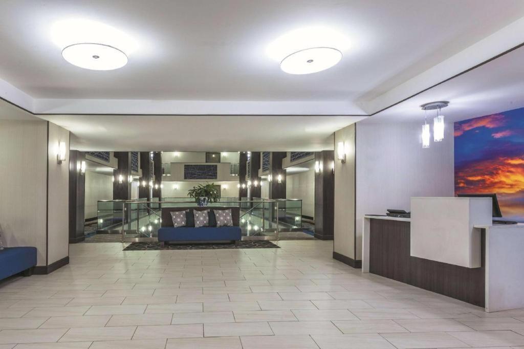 La Quinta By Wyndham Covington Hotell Eksteriør bilde