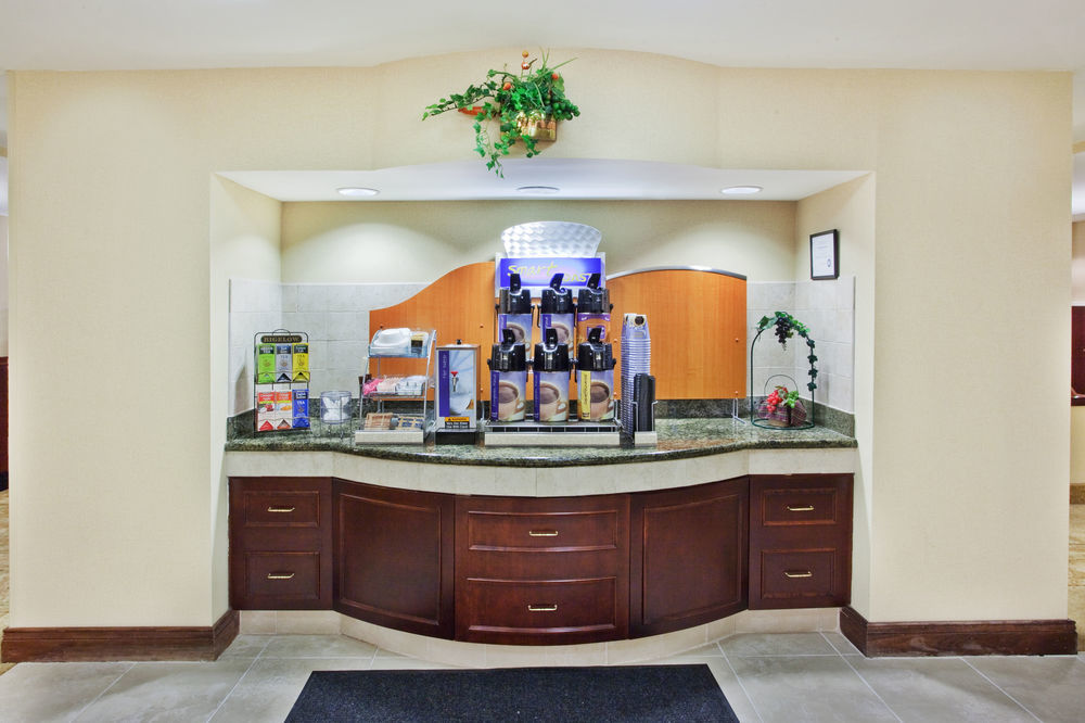 La Quinta By Wyndham Covington Hotell Eksteriør bilde